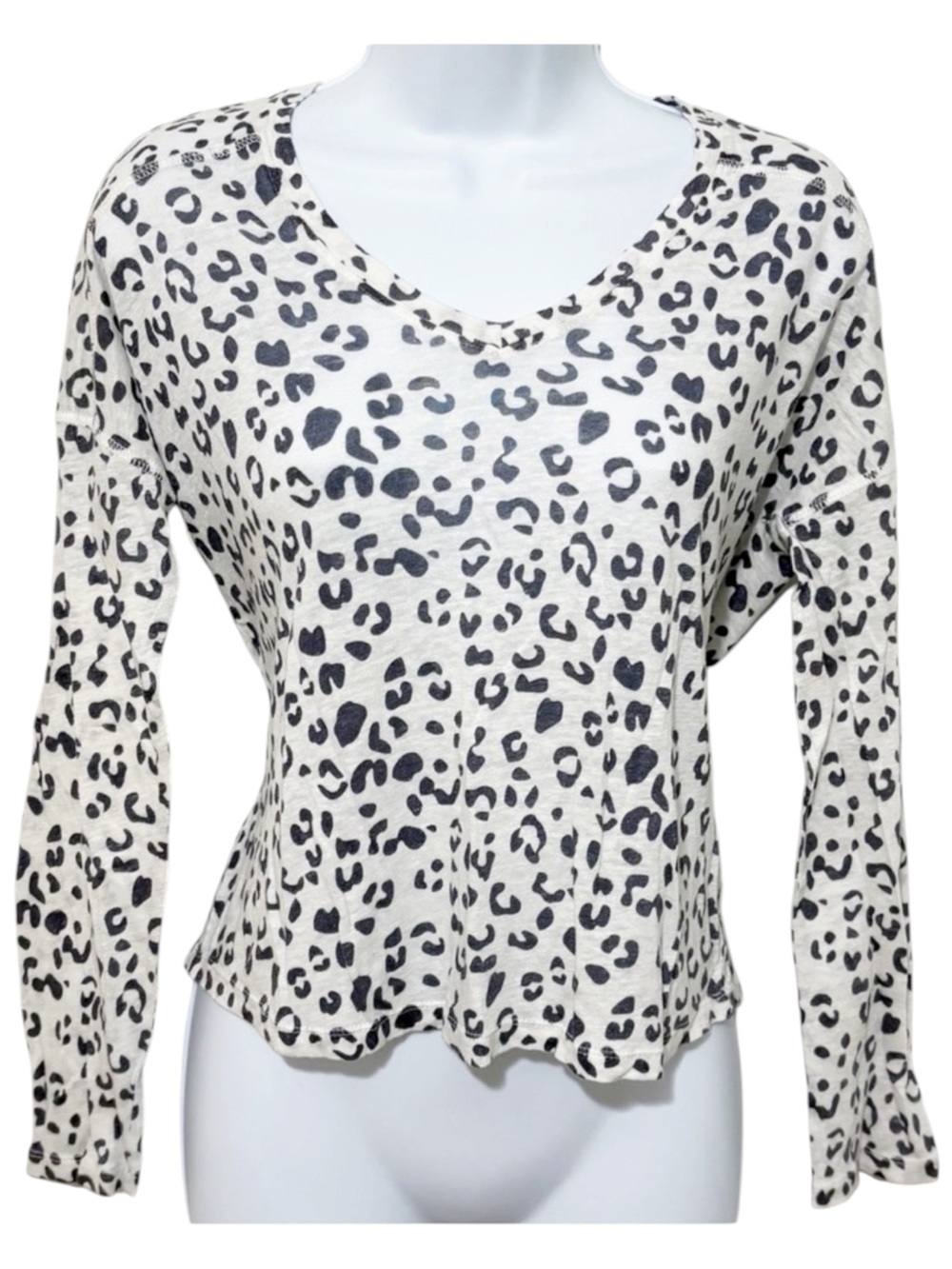 RAILS Sami Snow Leopard Linen Lyocell V Neck Long Sleeve Top Small